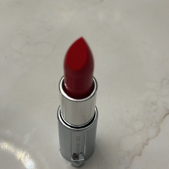 Givenchy Rouge Fetiche (325) Le Rouge Review & Swatches Givenchy Le Rouge Lipstick - Rouge Fetiche 325